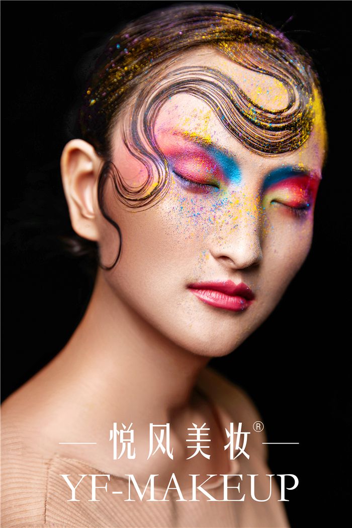 创意彩妆大胆撞色 一湾水波肆意游走 化妆作品 成都悦风美妆学院