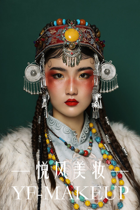 传统民族风元素 彩妆与民族妆容得到完美结合