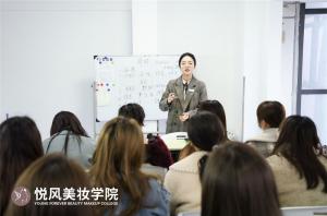 成都化妆培训学校推荐！